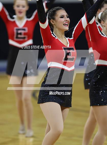 Thumbnail 3 in Elizabeth CHSAA Spirit Poms photogallery.