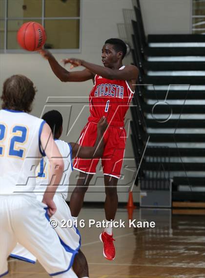 Thumbnail 2 in Anacostia vs Robinson (George Long Holiday Hoops Tournament) photogallery.