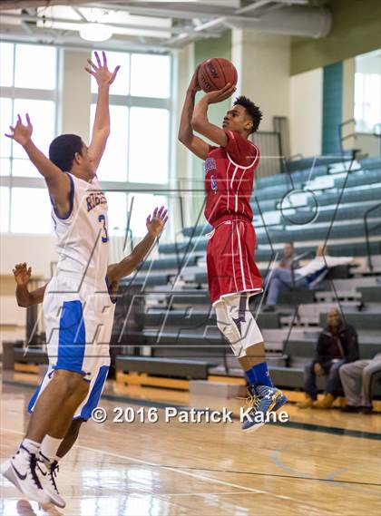 Thumbnail 1 in Anacostia vs Robinson (George Long Holiday Hoops Tournament) photogallery.
