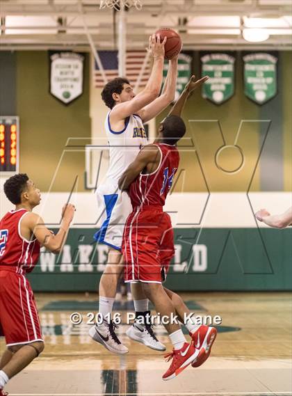 Thumbnail 1 in Anacostia vs Robinson (George Long Holiday Hoops Tournament) photogallery.