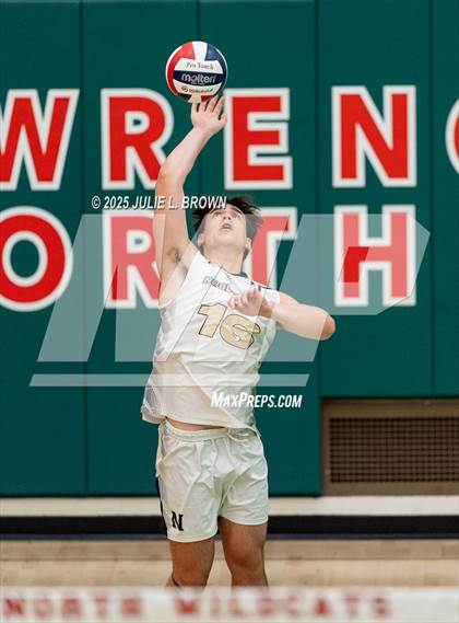 Thumbnail 2 in Noblesville @ Lawrence North photogallery.