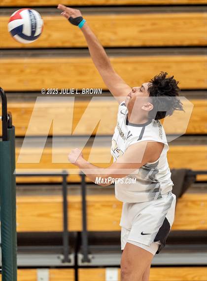 Thumbnail 3 in Noblesville @ Lawrence North photogallery.