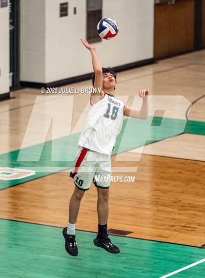 Thumbnail 3 in Noblesville @ Lawrence North photogallery.
