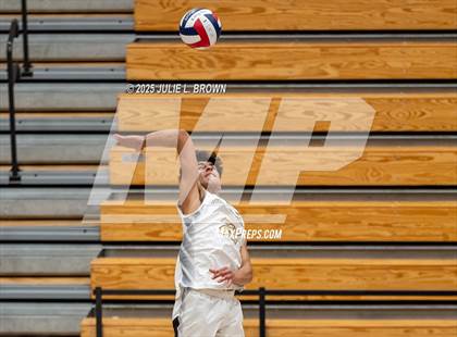 Thumbnail 1 in Noblesville @ Lawrence North photogallery.