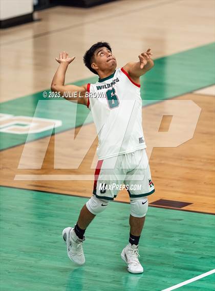 Thumbnail 1 in Noblesville @ Lawrence North photogallery.