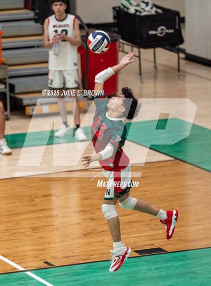 Thumbnail 2 in Noblesville @ Lawrence North photogallery.