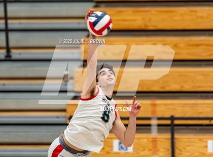 Thumbnail 3 in Noblesville @ Lawrence North photogallery.