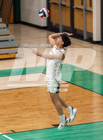 Thumbnail 3 in Noblesville @ Lawrence North photogallery.