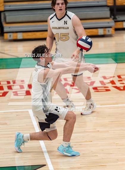 Thumbnail 3 in Noblesville @ Lawrence North photogallery.