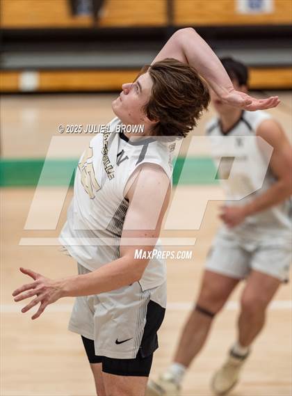 Thumbnail 3 in Noblesville @ Lawrence North photogallery.