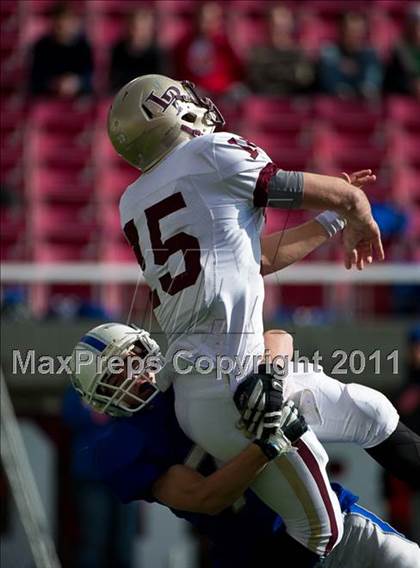 Thumbnail 3 in Lone Peak vs. Fremont (UHSAA 5A Playoffs) photogallery.