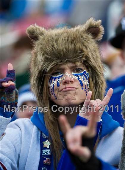 Thumbnail 3 in Lone Peak vs. Fremont (UHSAA 5A Playoffs) photogallery.