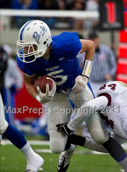 Thumbnail 3 in Lone Peak vs. Fremont (UHSAA 5A Playoffs) photogallery.
