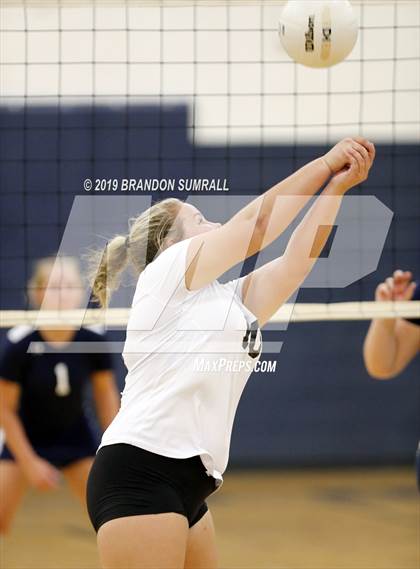 Thumbnail 2 in Isabella @ Jemison photogallery.