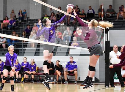 Thumbnail 3 in St. Joseph @ Perryville photogallery.