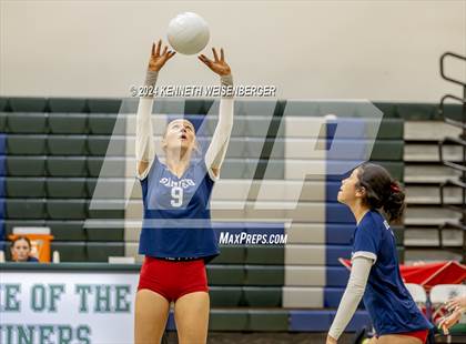 Thumbnail 3 in Sanger @ El Diamante photogallery.