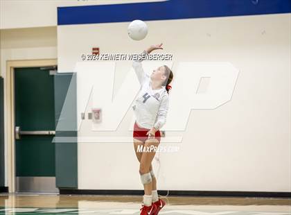 Thumbnail 3 in Sanger @ El Diamante photogallery.