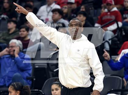 Thumbnail 1 in McFarland vs. Oakland (CIF State D3 Final) photogallery.