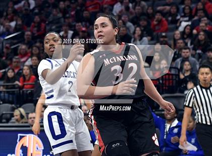 Thumbnail 1 in McFarland vs. Oakland (CIF State D3 Final) photogallery.