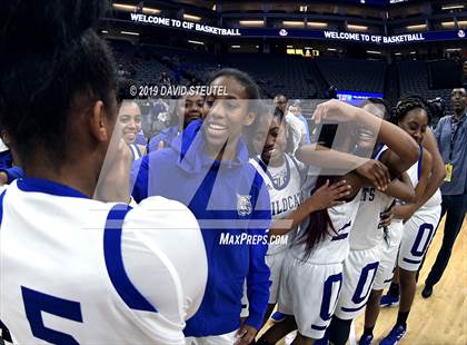 Thumbnail 1 in McFarland vs. Oakland (CIF State D3 Final) photogallery.