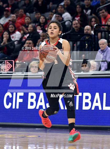Thumbnail 2 in McFarland vs. Oakland (CIF State D3 Final) photogallery.