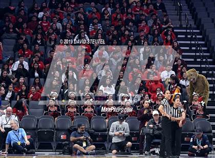 Thumbnail 3 in McFarland vs. Oakland (CIF State D3 Final) photogallery.