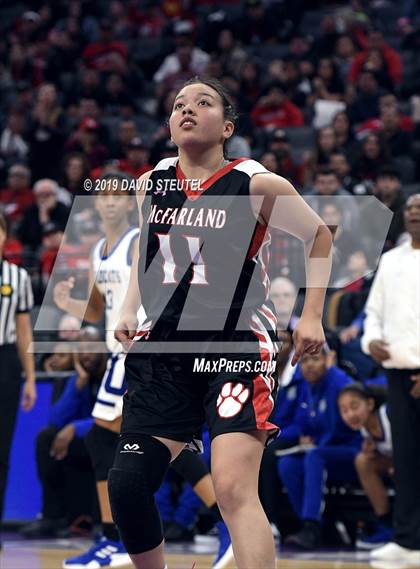 Thumbnail 3 in McFarland vs. Oakland (CIF State D3 Final) photogallery.