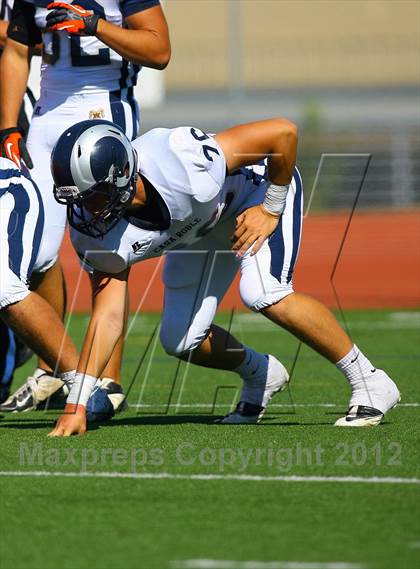 Thumbnail 3 in Fruitland vs. Casa Roble (Football for Families) photogallery.