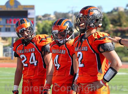 Thumbnail 3 in Fruitland vs. Casa Roble (Football for Families) photogallery.