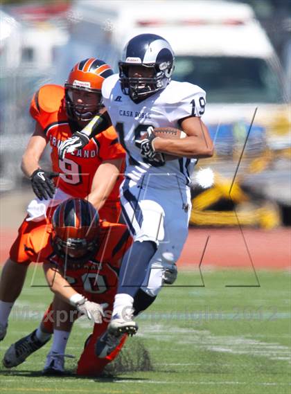 Thumbnail 2 in Fruitland vs. Casa Roble (Football for Families) photogallery.