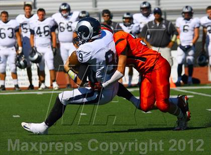 Thumbnail 3 in Fruitland vs. Casa Roble (Football for Families) photogallery.