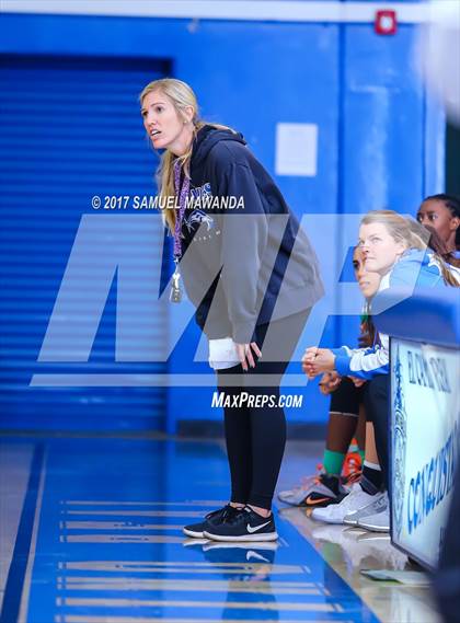 Thumbnail 1 in Palisades vs. Arleta (El Camino Real Holiday Tournament) photogallery.