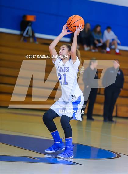 Thumbnail 1 in Palisades vs. Arleta (El Camino Real Holiday Tournament) photogallery.
