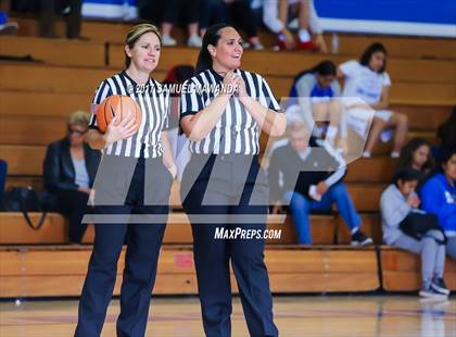 Thumbnail 3 in Palisades vs. Arleta (El Camino Real Holiday Tournament) photogallery.