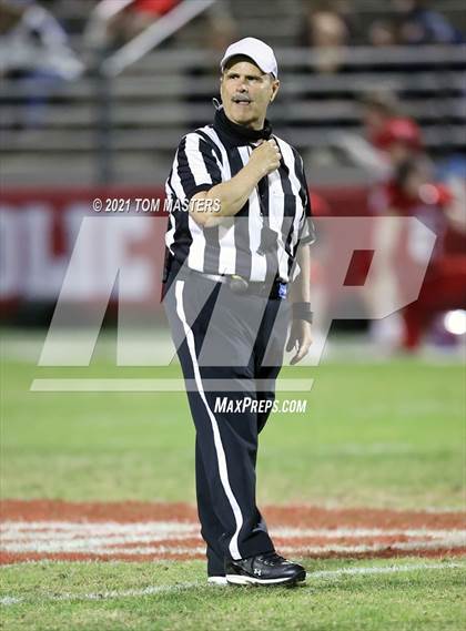 Thumbnail 1 in Crest @ Charlotte Catholic (NCHSAA 3A Round 1) photogallery.