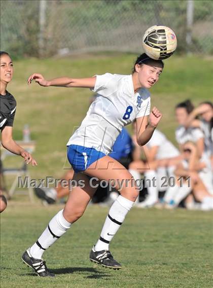 Thumbnail 3 in Stockdale vs Santa Margarita (Excalibur) photogallery.