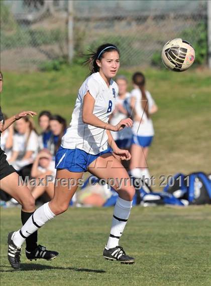 Thumbnail 2 in Stockdale vs Santa Margarita (Excalibur) photogallery.