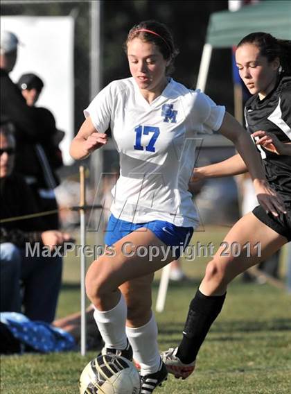 Thumbnail 3 in Stockdale vs Santa Margarita (Excalibur) photogallery.