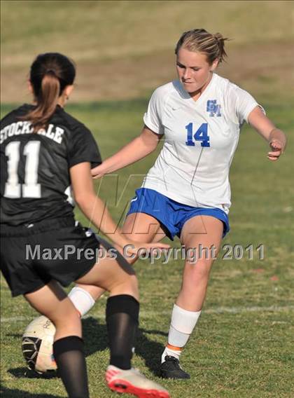 Thumbnail 3 in Stockdale vs Santa Margarita (Excalibur) photogallery.