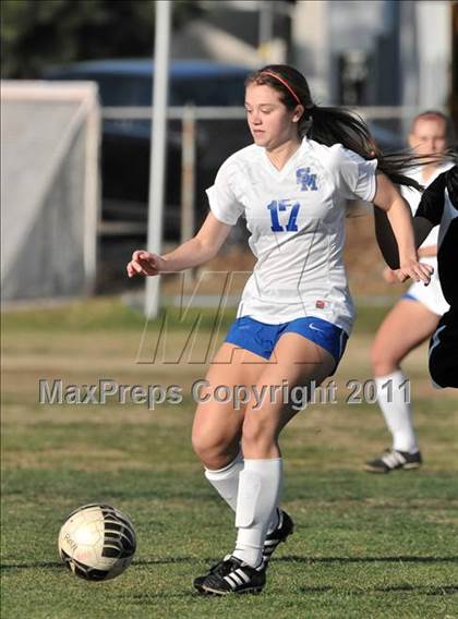 Thumbnail 2 in Stockdale vs Santa Margarita (Excalibur) photogallery.