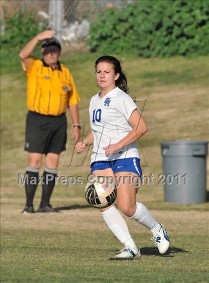 Thumbnail 1 in Stockdale vs Santa Margarita (Excalibur) photogallery.