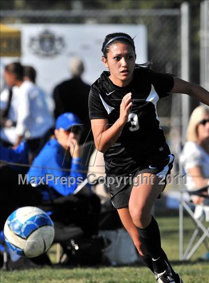 Thumbnail 2 in Stockdale vs Santa Margarita (Excalibur) photogallery.