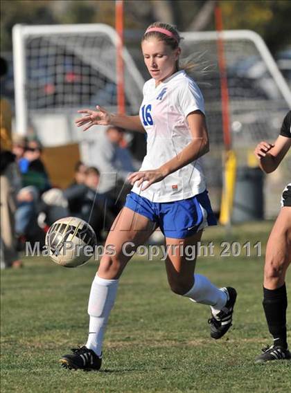 Thumbnail 1 in Stockdale vs Santa Margarita (Excalibur) photogallery.