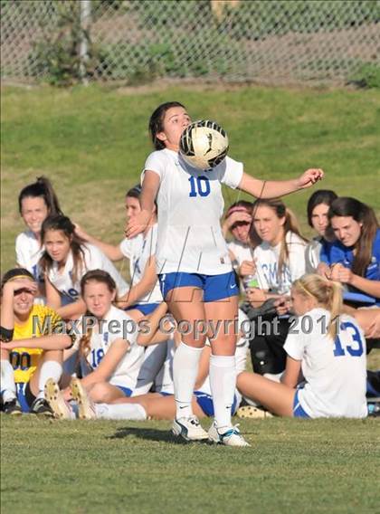 Thumbnail 3 in Stockdale vs Santa Margarita (Excalibur) photogallery.