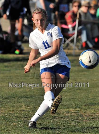 Thumbnail 2 in Stockdale vs Santa Margarita (Excalibur) photogallery.