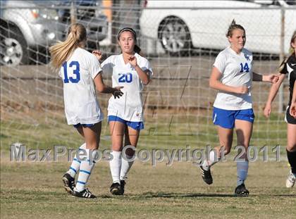 Thumbnail 2 in Stockdale vs Santa Margarita (Excalibur) photogallery.