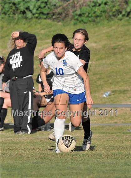 Thumbnail 3 in Stockdale vs Santa Margarita (Excalibur) photogallery.