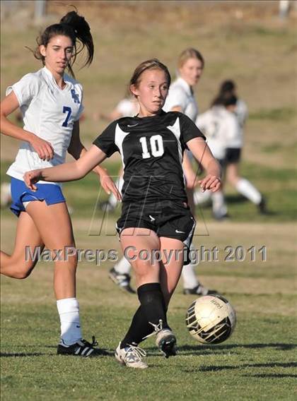 Thumbnail 1 in Stockdale vs Santa Margarita (Excalibur) photogallery.
