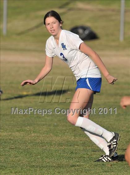 Thumbnail 2 in Stockdale vs Santa Margarita (Excalibur) photogallery.