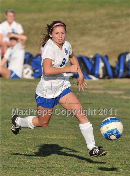 Thumbnail 1 in Stockdale vs Santa Margarita (Excalibur) photogallery.